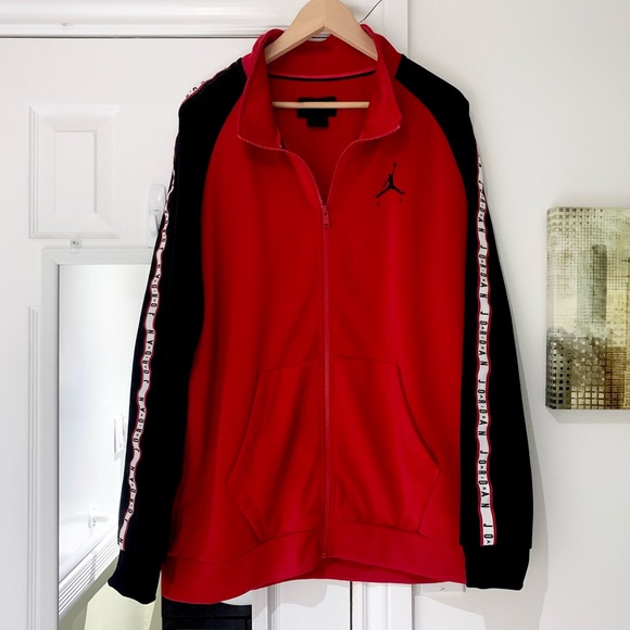 Air Jordan Jacket - Picture 3 of 8